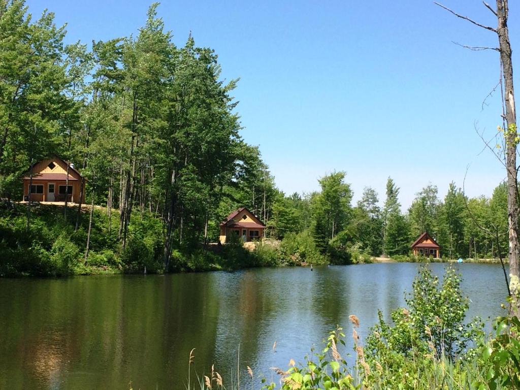 Paradis Sauvage Geronimo Saint-Etienne-de-Bolton Zewnętrze zdjęcie